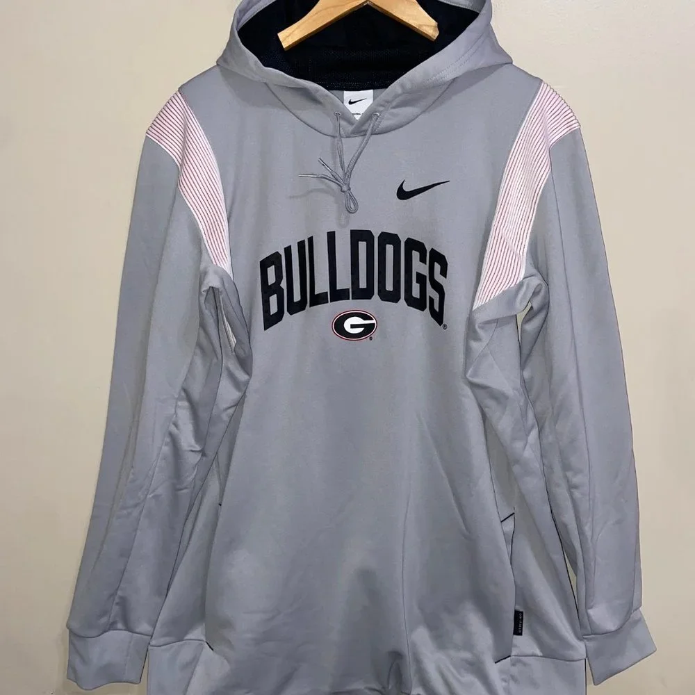 Nike UGA Dawgs Georgia Bulldogs Team Issue Sideline Hoodie Mens DN6527 NEW